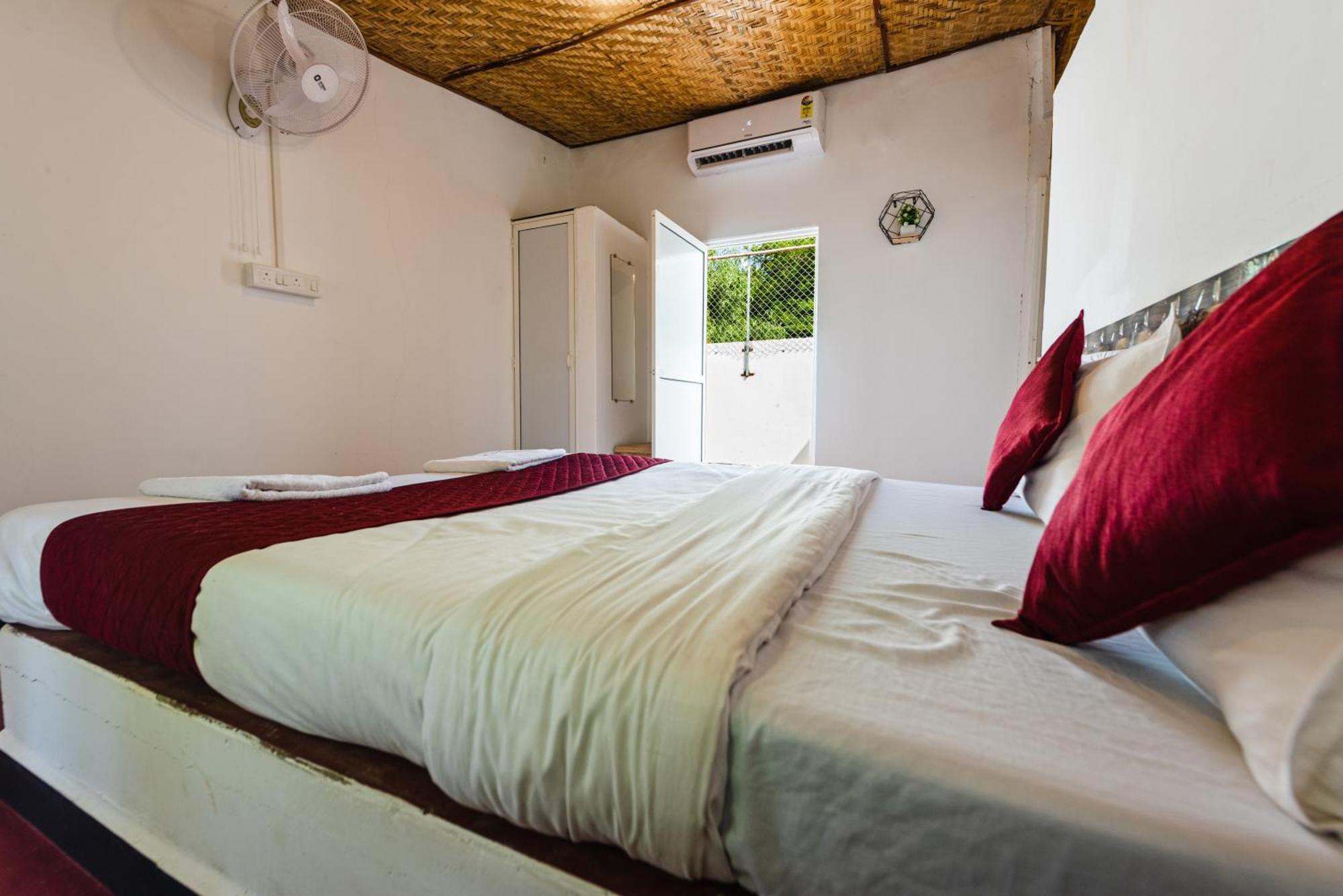Hotel La Paulo'S Near Beach Resort مورجيم المظهر الخارجي الصورة